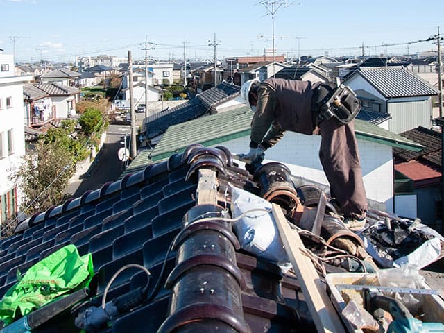 静岡の屋根修理業界には多くの「悪徳業者」が潜んでいます